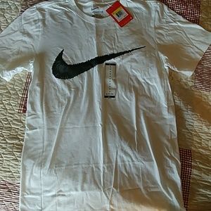 Mens Nike T Shirt